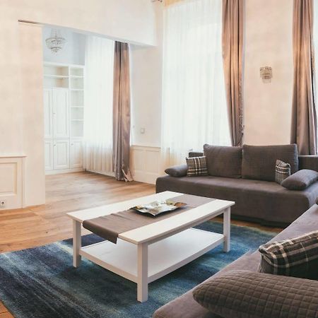 Helvetia Suites Düsseldorf Buitenkant foto