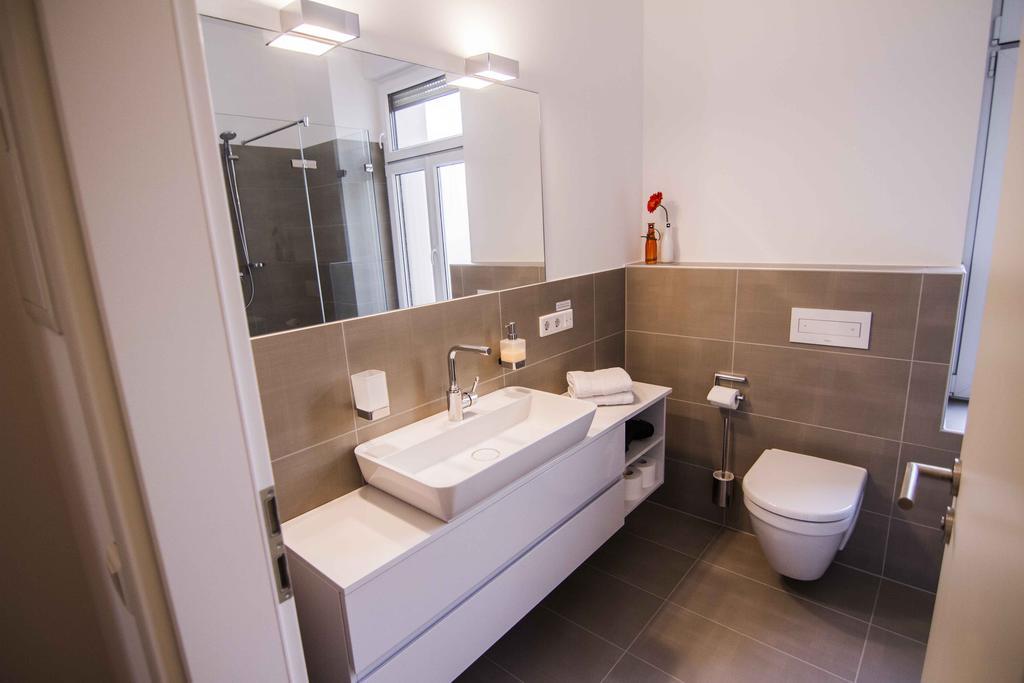 Helvetia Suites Düsseldorf Kamer foto
