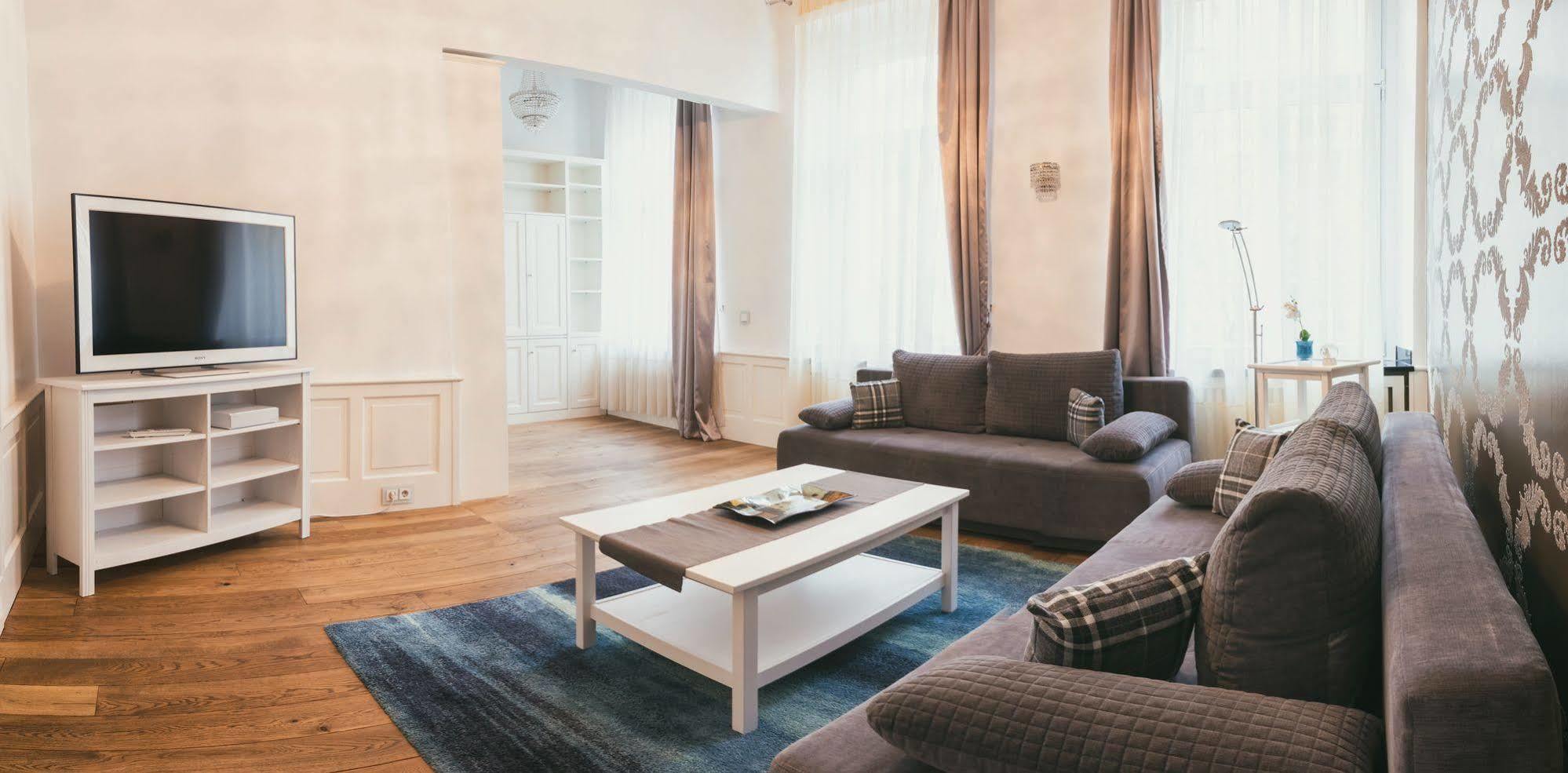 Helvetia Suites Düsseldorf Buitenkant foto